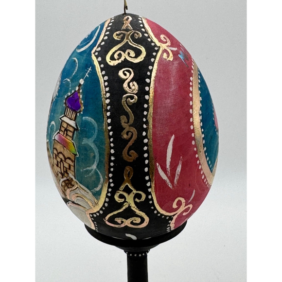 VINTAGE RUSSIAN HAND PAINTED WOOD LACQUER EGG WITH Stand - Picture 4 of 5